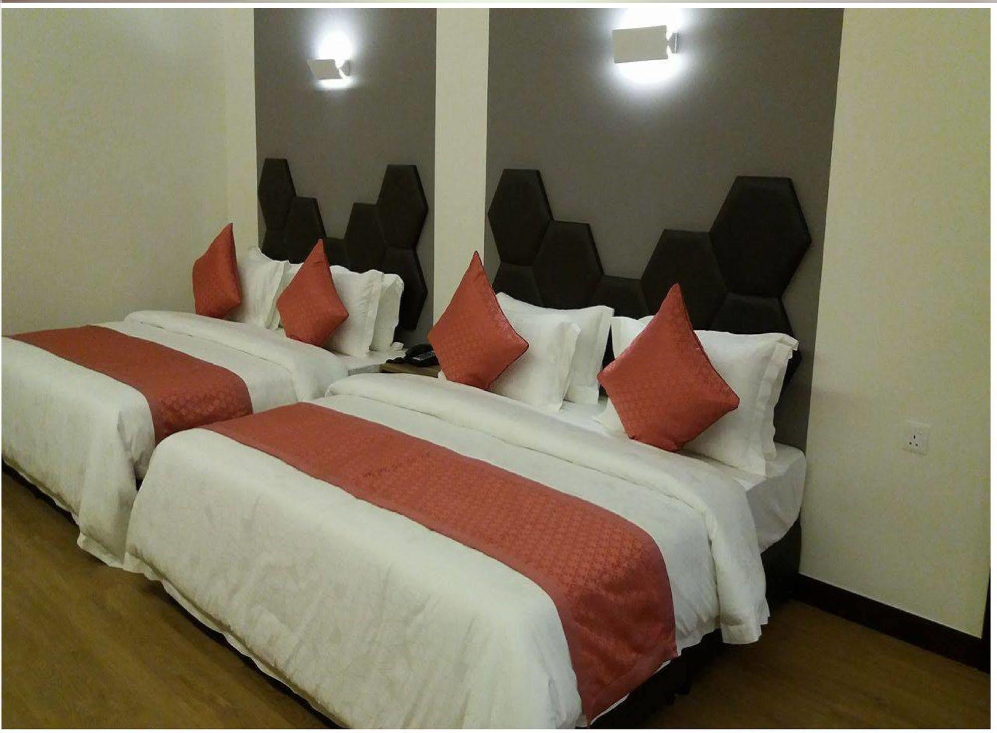Memoire Hornbill Hotel Kuching Eksteriør billede